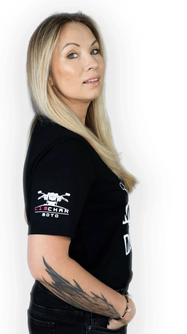 CZARNA_KOSZULKA_BOK_MARTA_1_3_11zon T-shirt “Lepiej mieć motorek”