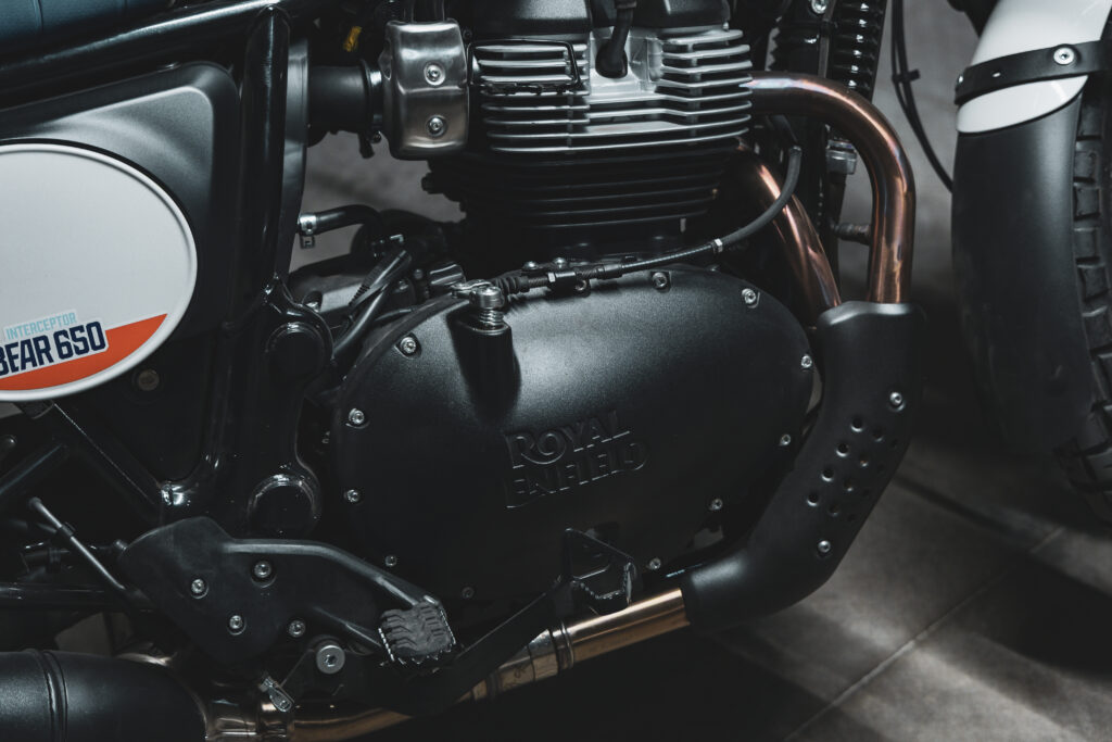 Royal Enfield Bear 650fot. Oskar Bziuk